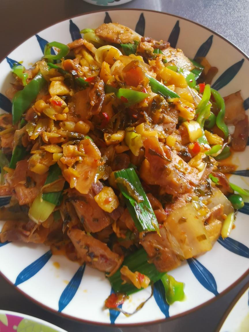 【米饭杀手】外婆菜回锅肉