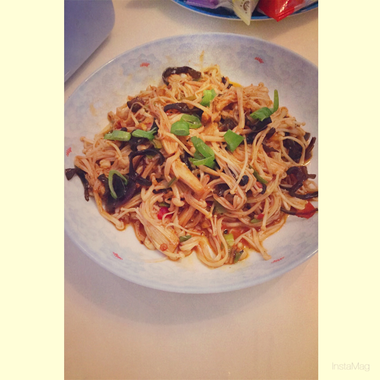鱼香金针菇