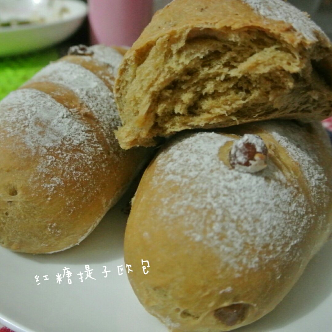 全麦红糖桂圆软欧包