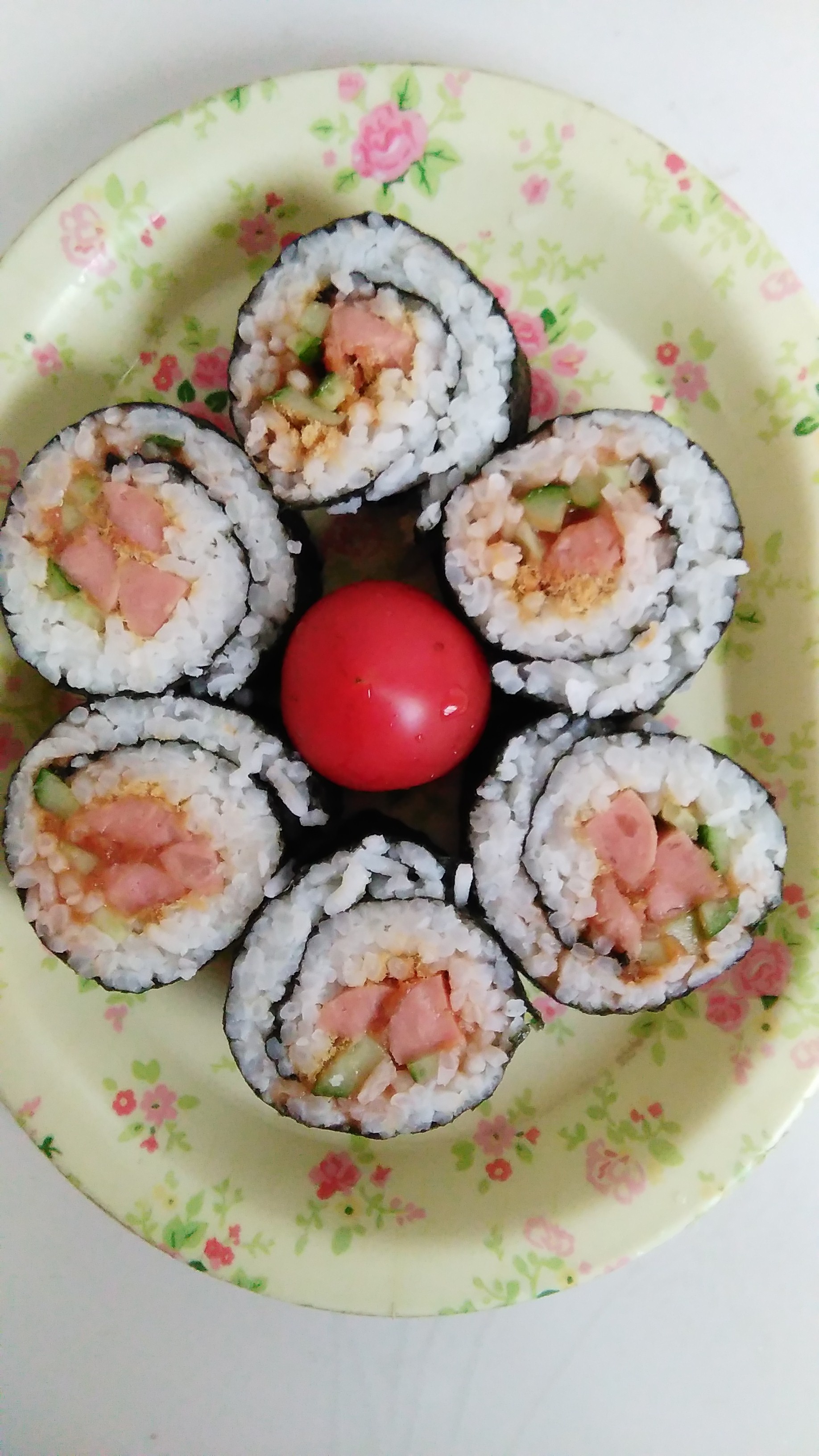 紫菜卷寿司