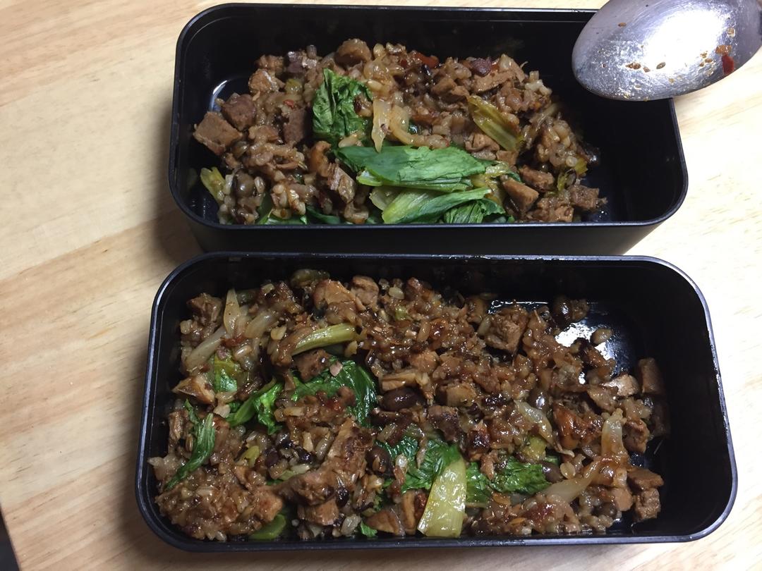 【健康三餐】香喷喷孜然鸡肉闷饭