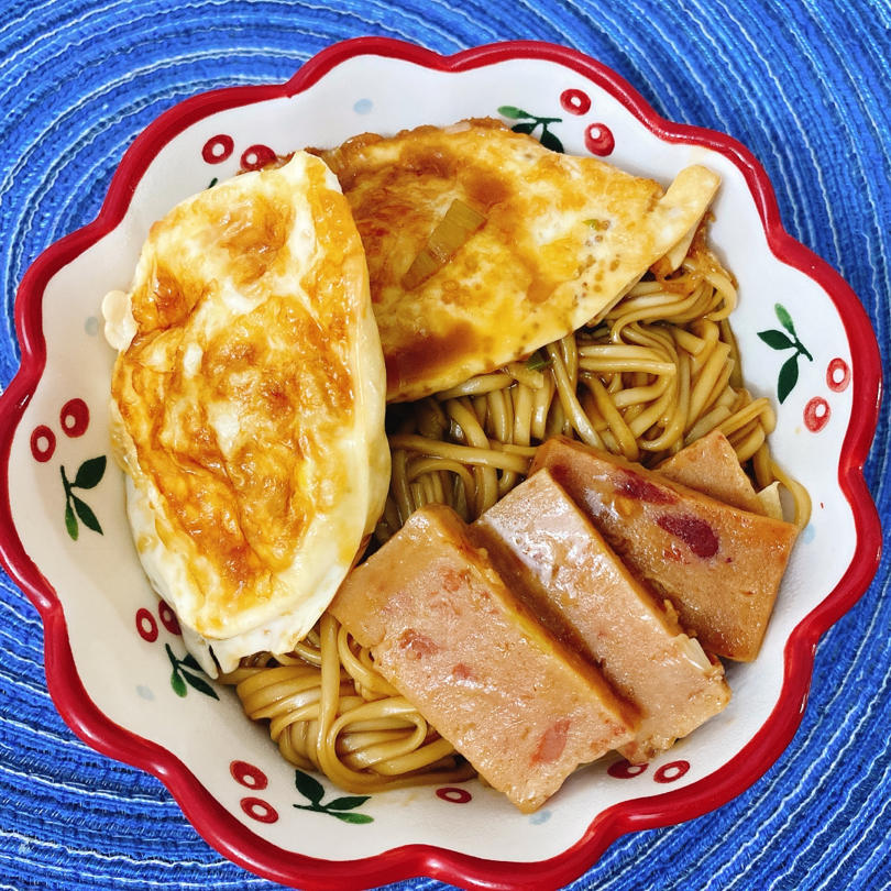 舔盘的荷包蛋焖面