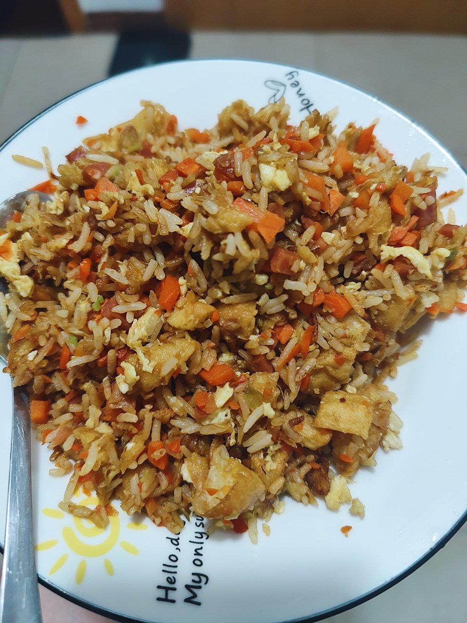 好吃到停不下来的酱油蛋炒饭
