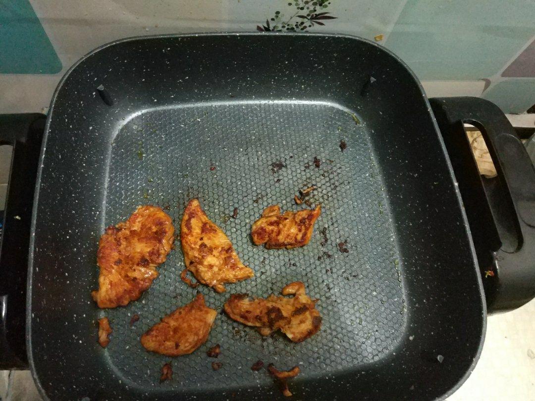 蚝油煎鸡胸肉（真的只要腌了就炒鸡嫩！（新增微波式