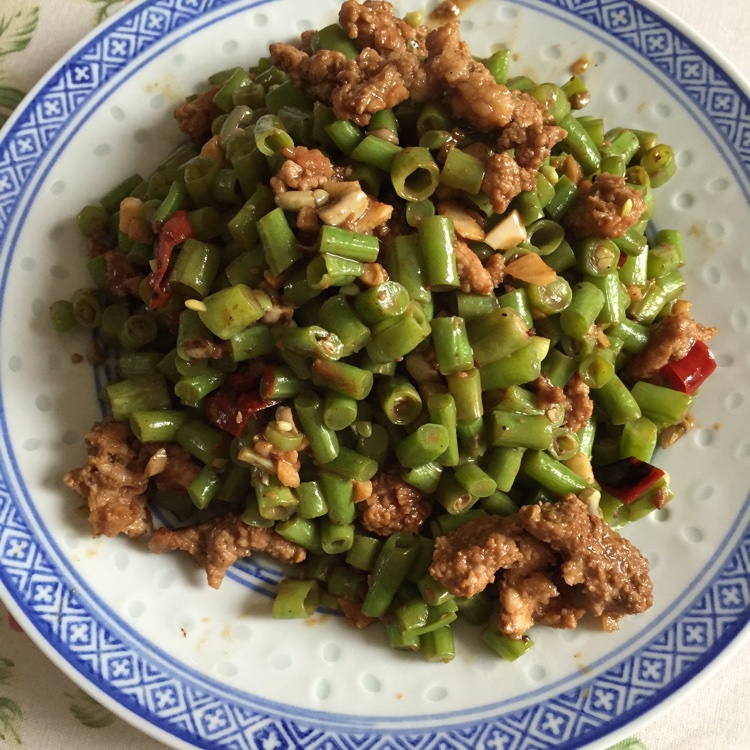 肉沫豆角下饭菜