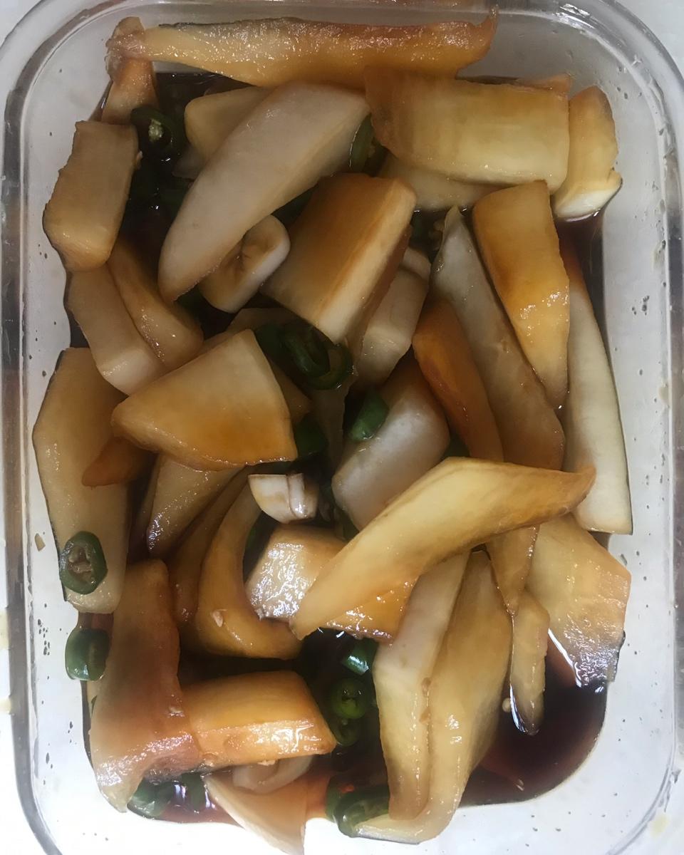 酱香酸辣萝卜条