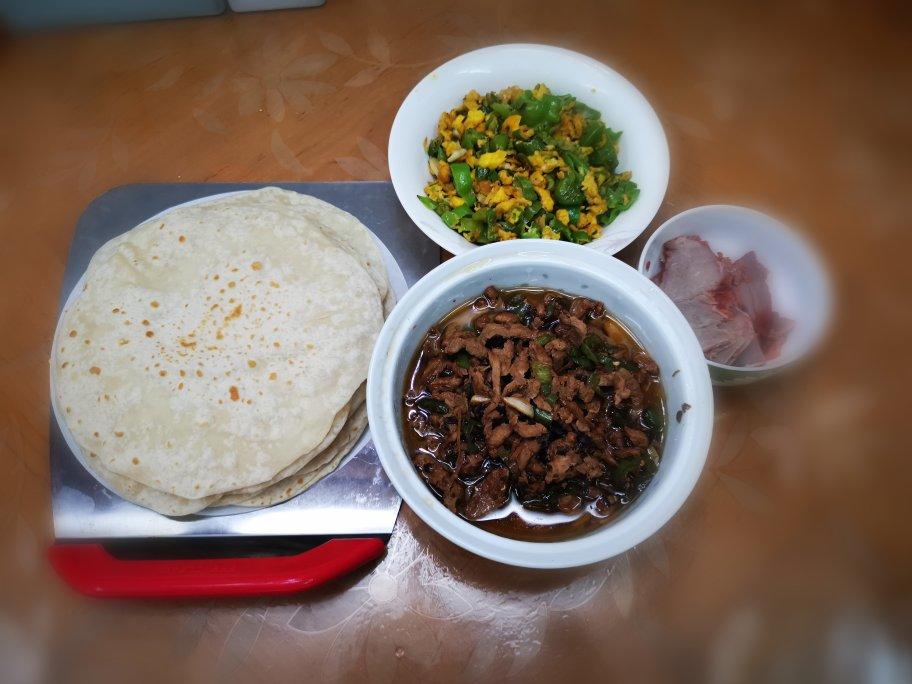 春饼的做法（北方习俗吃的摊春饼）