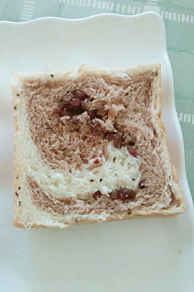 抹茶蜜豆吐司