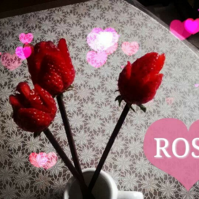 草莓玫瑰花