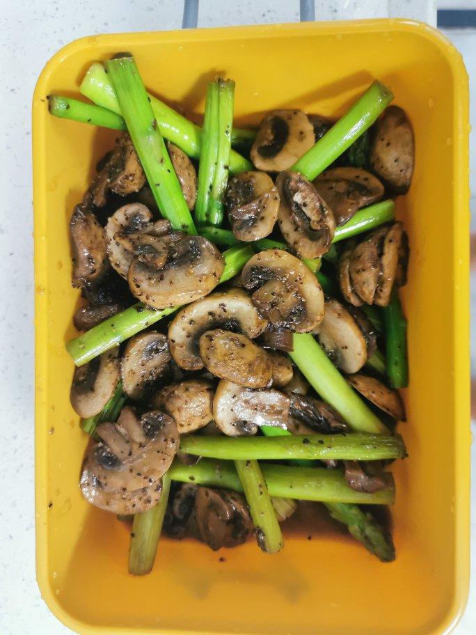 【白蘑炒芦笋】清爽脆甜