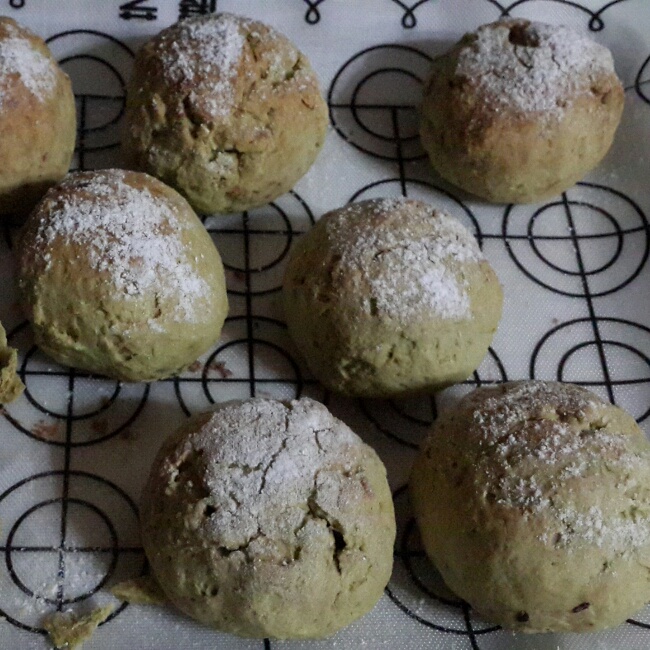 抹茶红小豆司康