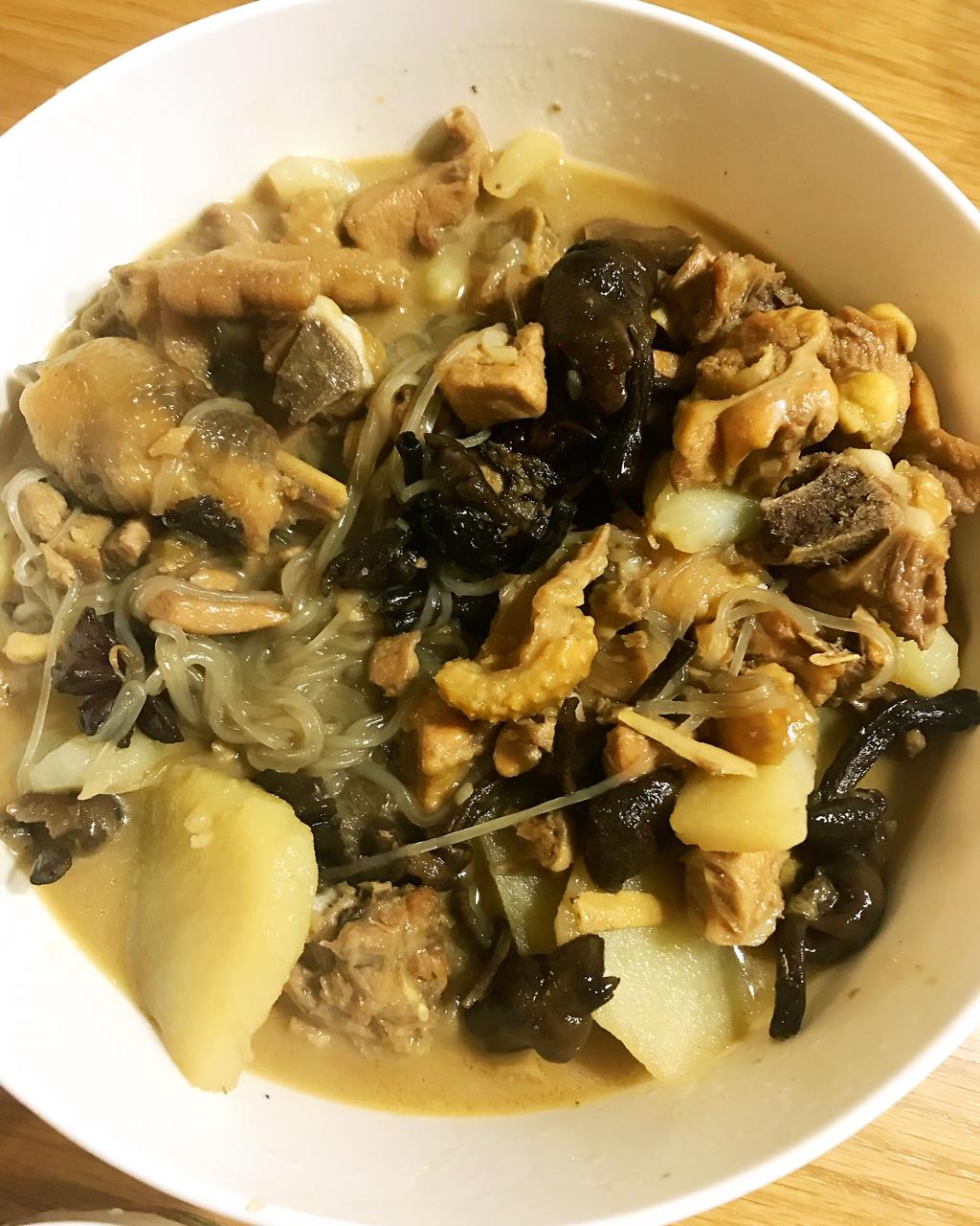 小鸡蘑菇炖粉条