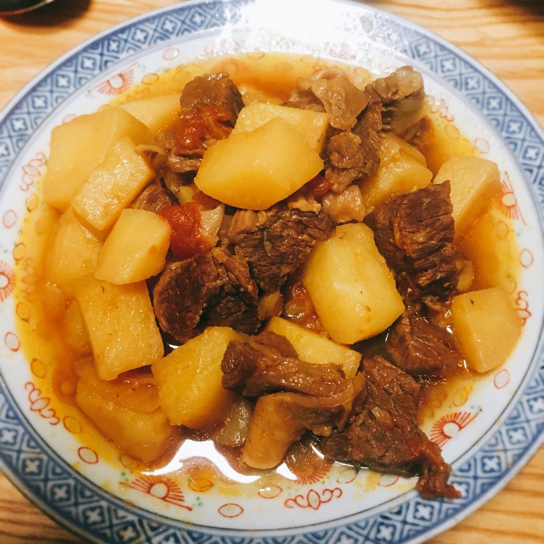 番茄土豆炖牛腩