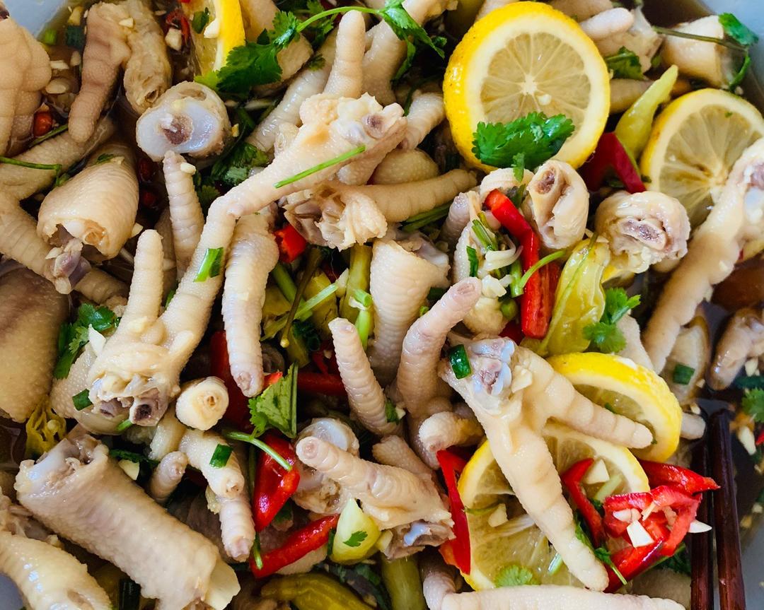 柠檬泡椒凤爪，零差评巨好吃！的做法