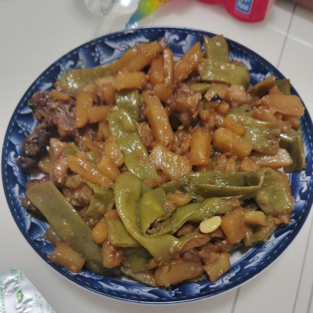 土豆炖排骨豆角