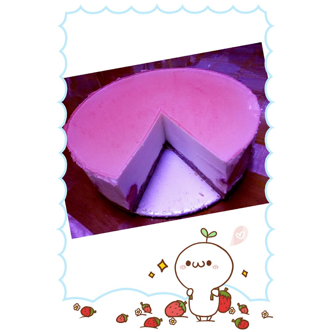 草莓酸奶慕斯蛋糕