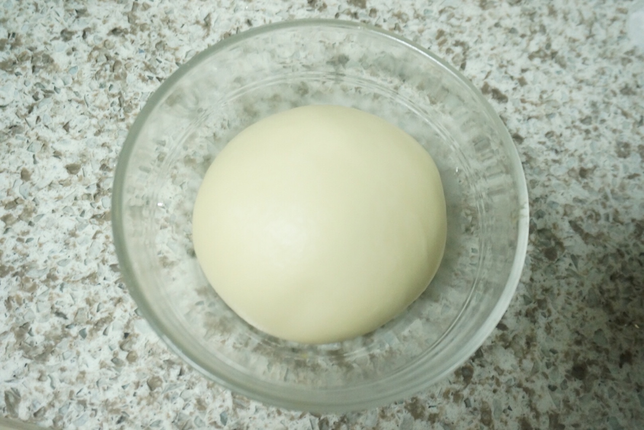 麻薯肉松蛋黄酥的做法 步骤2