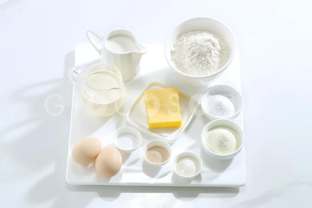 纯奶手撕吐司的做法 步骤1