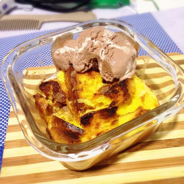 吐司蛋奶烤布丁