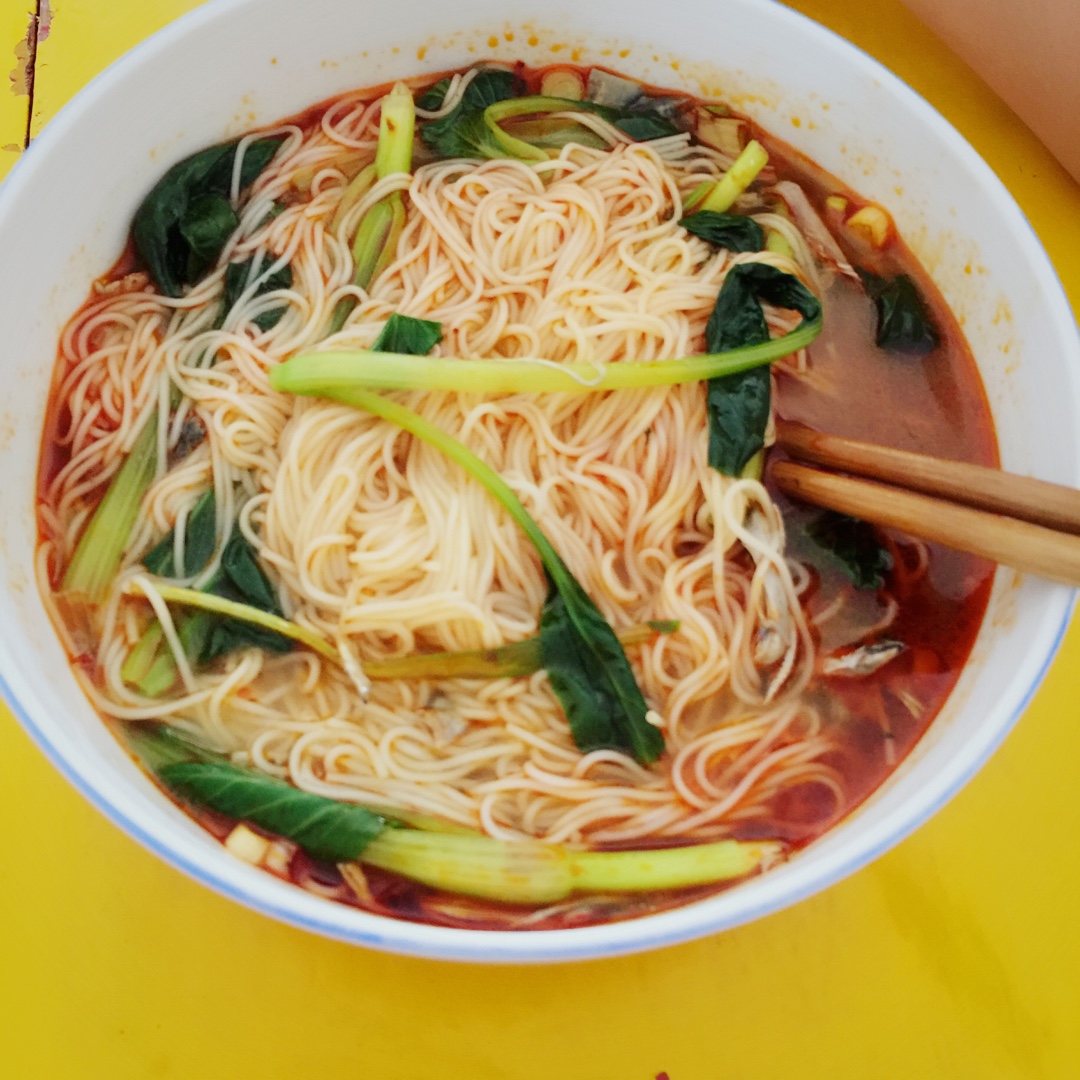 川味鸡丝汤面