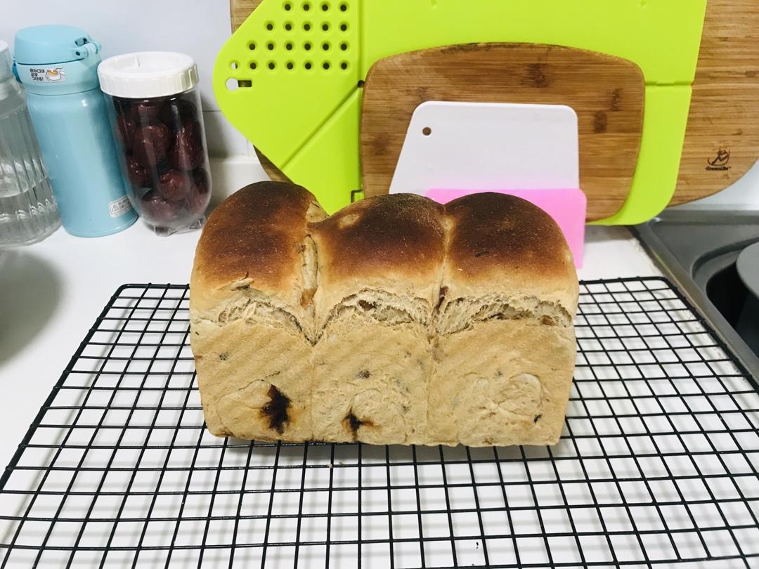 70%中种 葡萄干黑糖吐司（姨妈最爱）