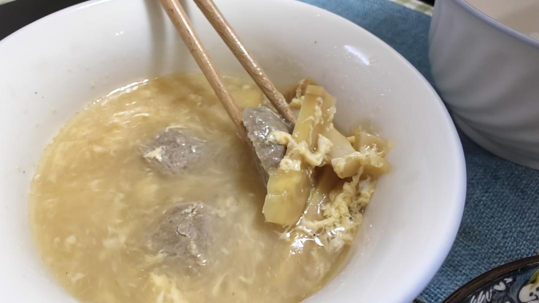 春笋酸辣汤｜鲜香酸爽，春日暖心暖胃！