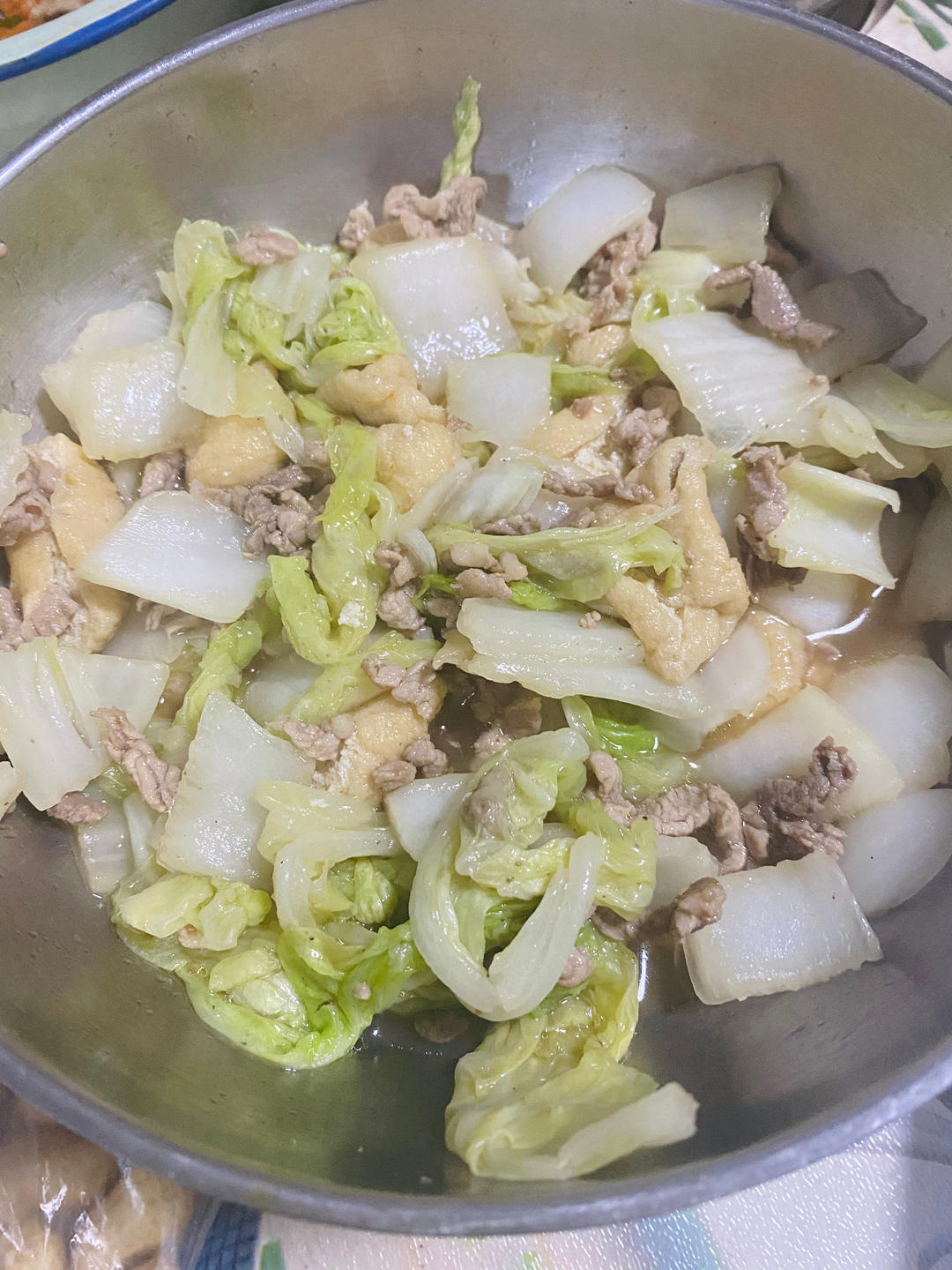 好吃到连汤汁都不剩的白菜焖豆泡，给肉都不换