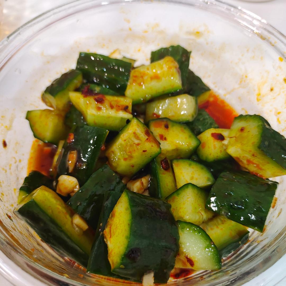 赞不绝口拍黄瓜🥒