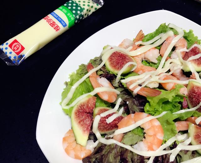 桂冠沙拉酱食谱——无花果蔬菜沙拉的做法