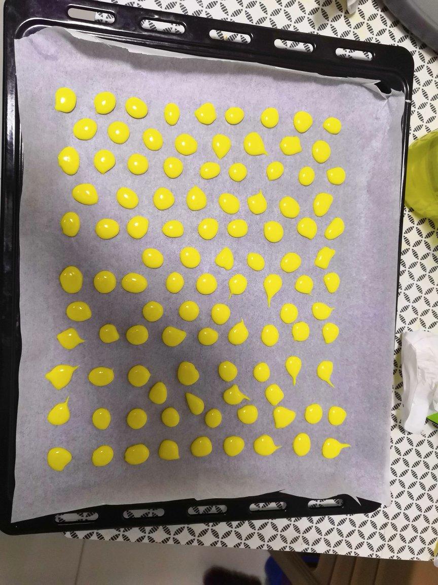 蛋黄溶豆