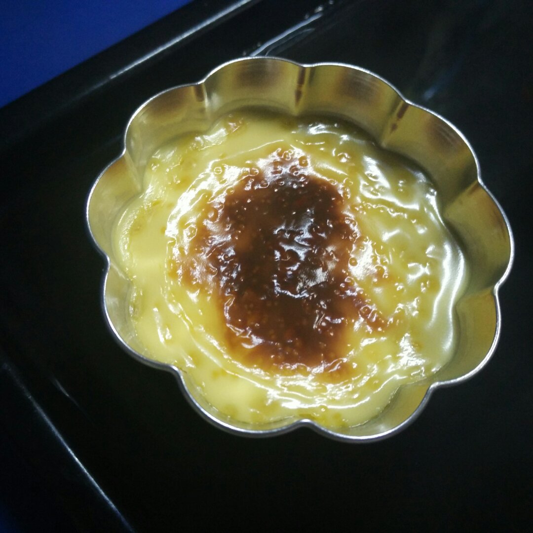 Crèmebrulée。法式烤布雷。焦糖布丁。