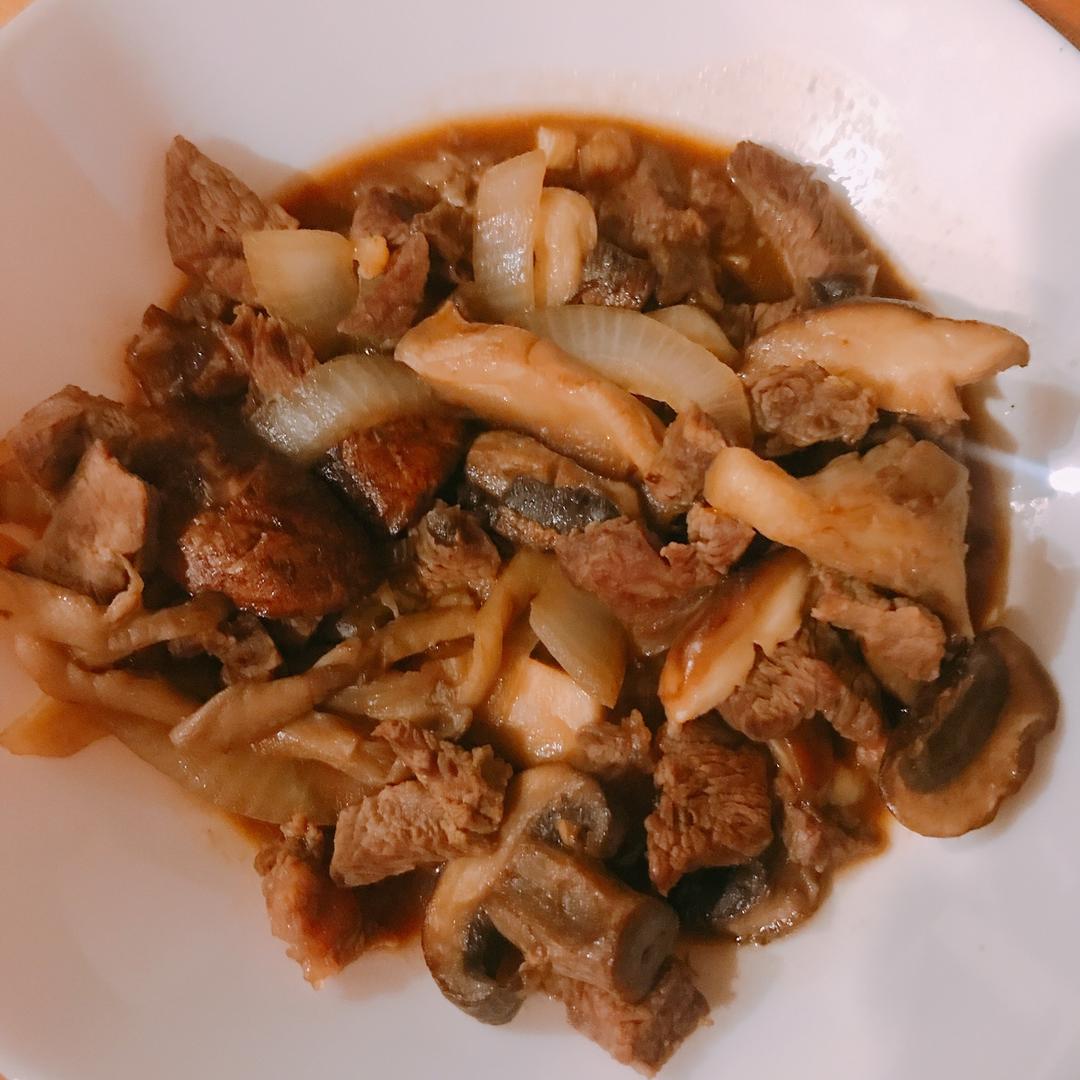 蘑菇炒肉