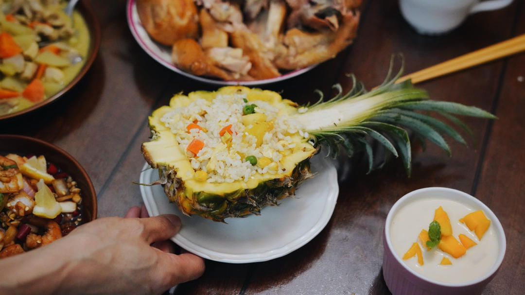 虾仁菠萝炒饭