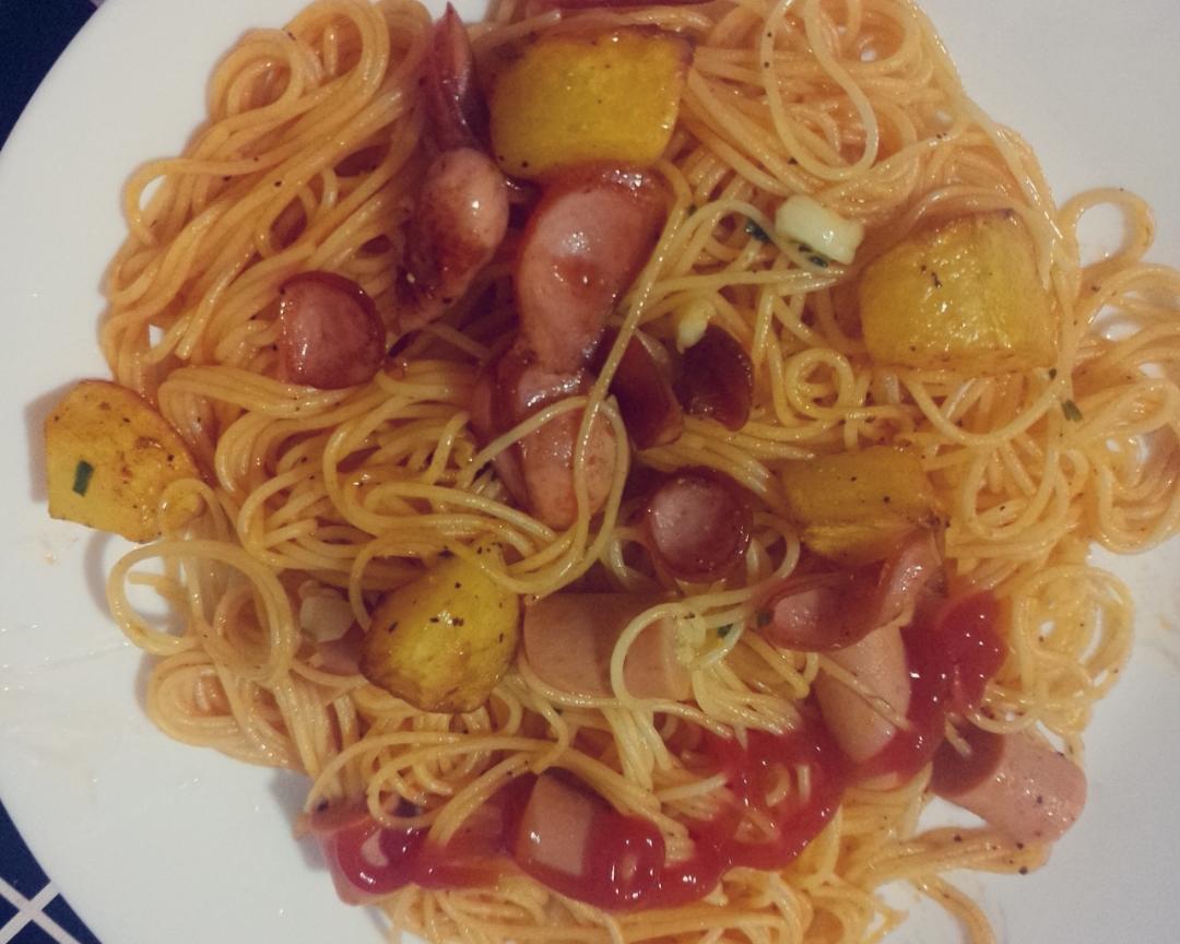 土豆香肠意面