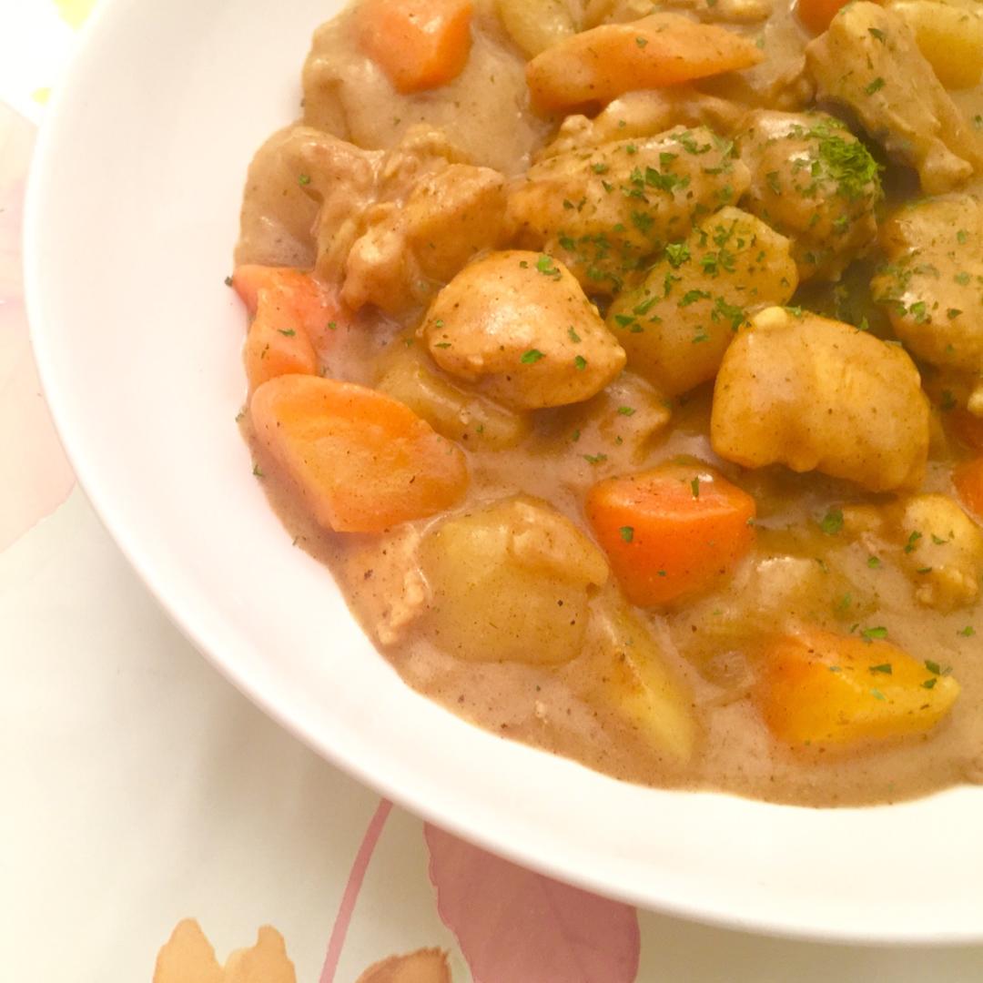 奶油咖喱炖鸡的做法