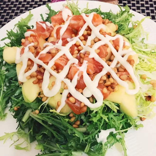 芒果三文鱼沙拉