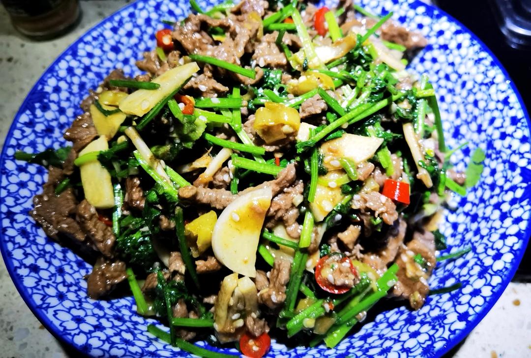 香菜牛肉