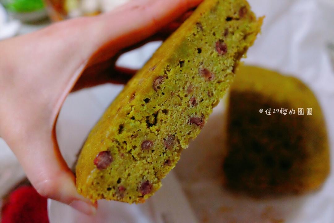 丰润的布朗尼口感-抹茶蜜红豆蛋糕