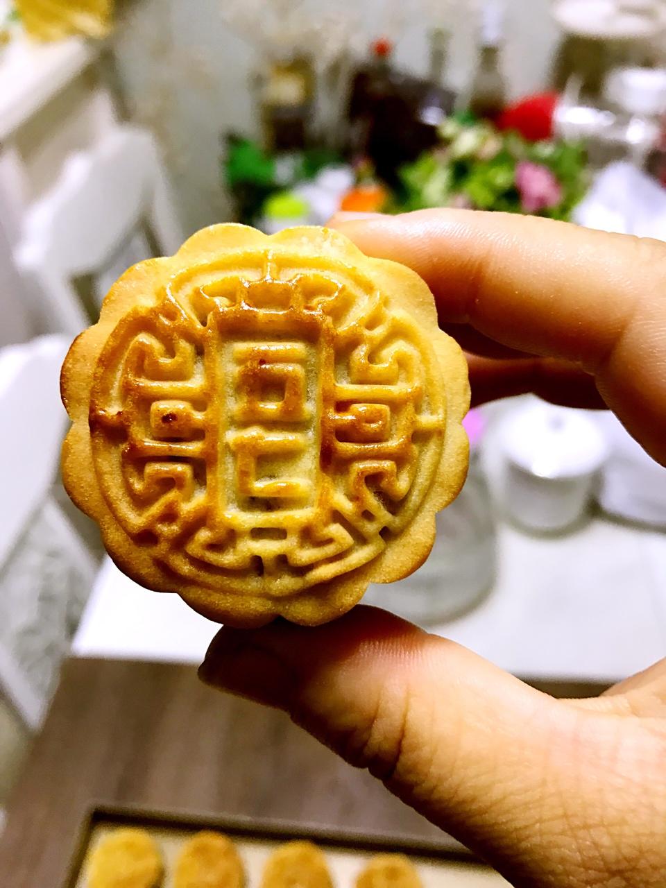 精灵宝妈做的最爱吃的五仁月饼