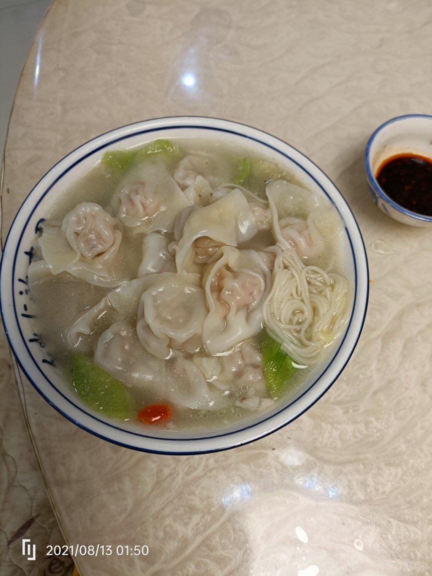 快手简单美味云吞面