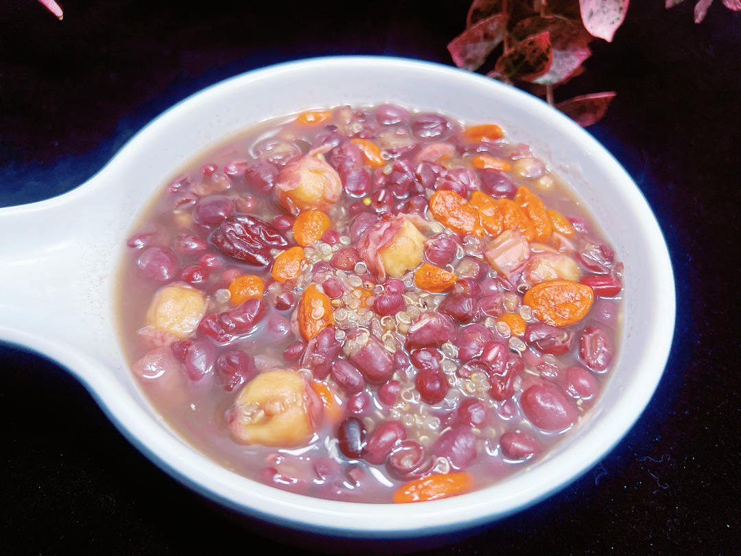 秋冬必喝 补益气血的六宝甜汤