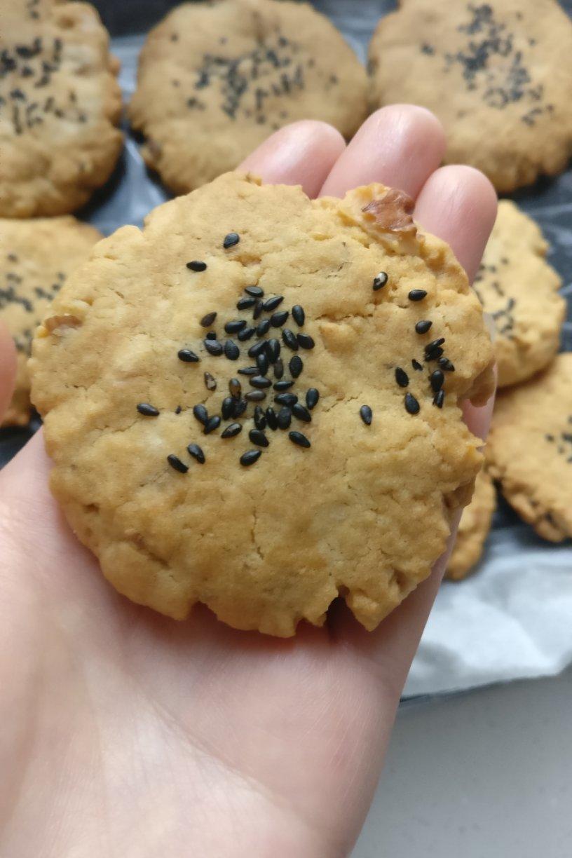 田田520做的非常好吃的核桃酥