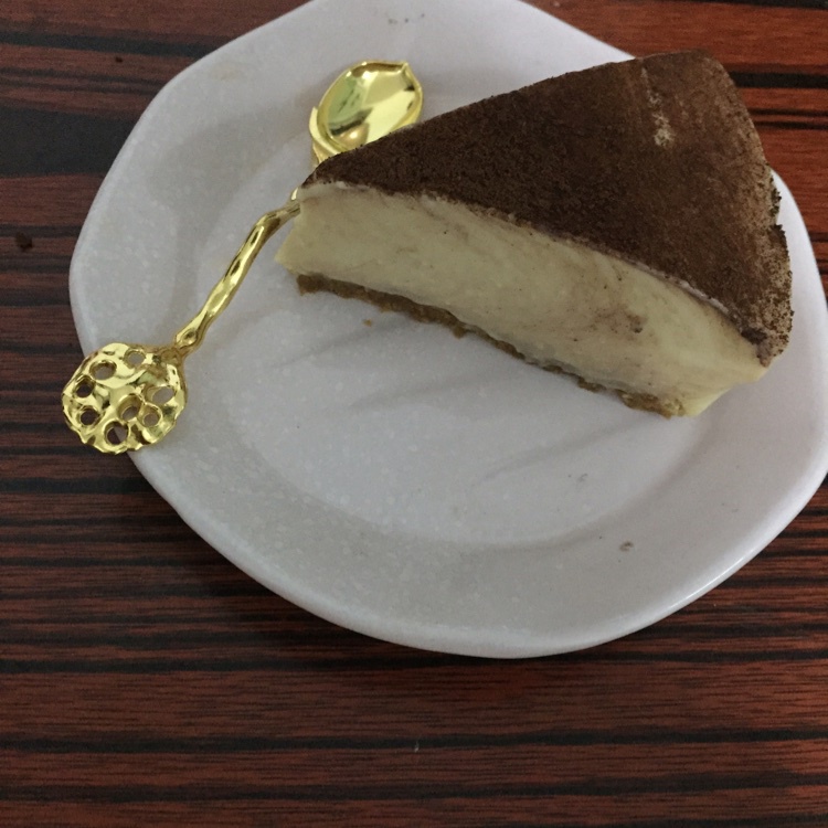 百利甜冻芝士蛋糕