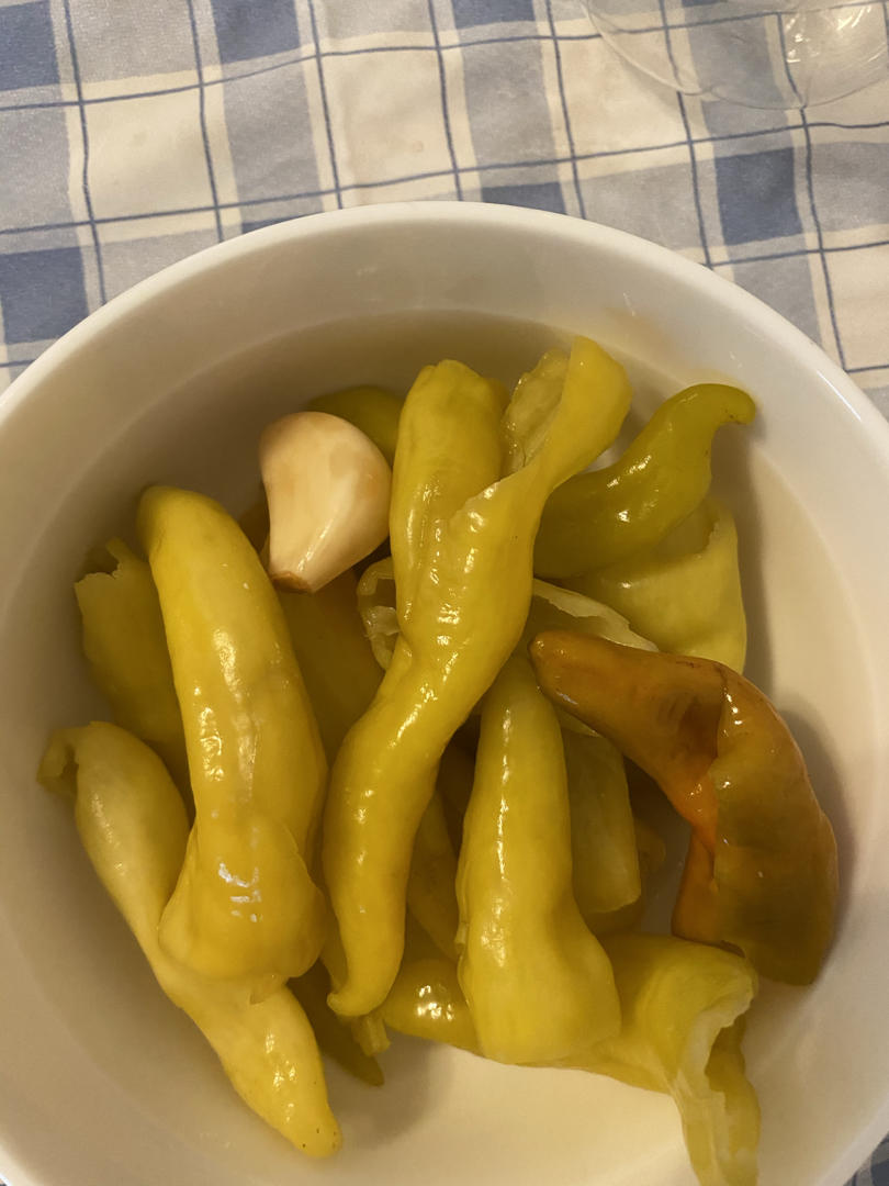 腌酸辣椒 （脆辣椒）