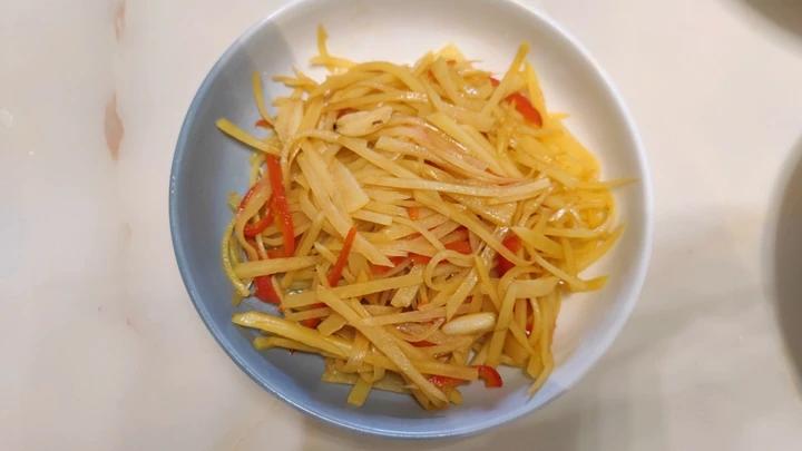 酸辣土豆丝的家常做法 超级下饭