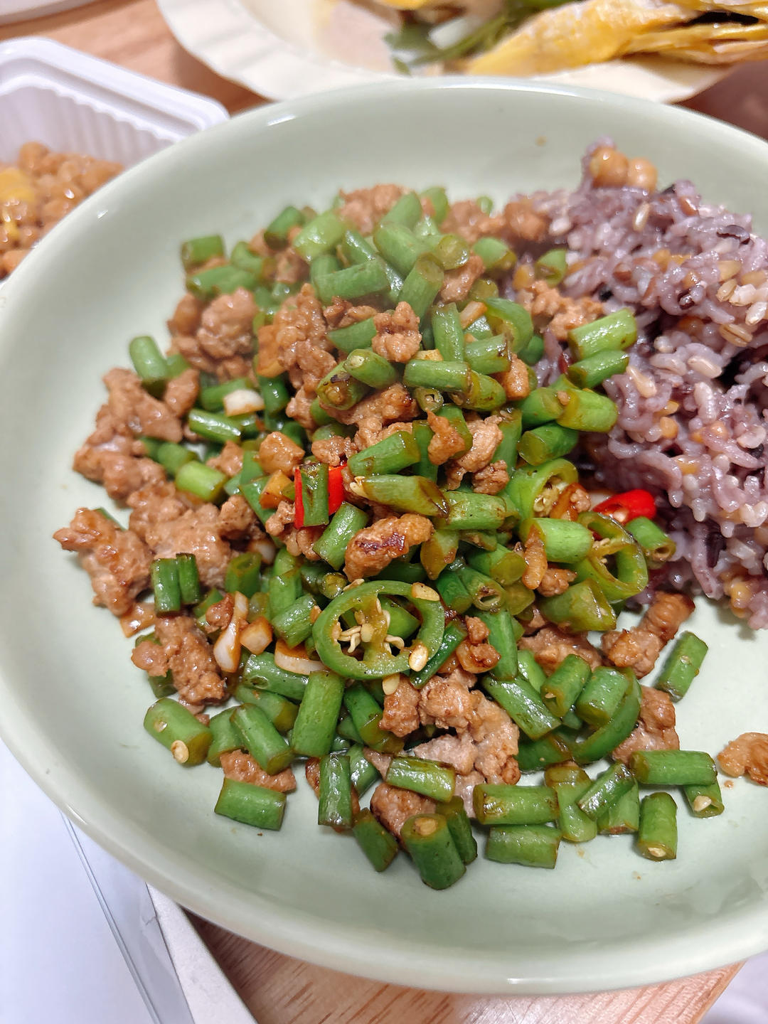 超简单的下饭菜🔥肉末豆角，好吃到流泪
