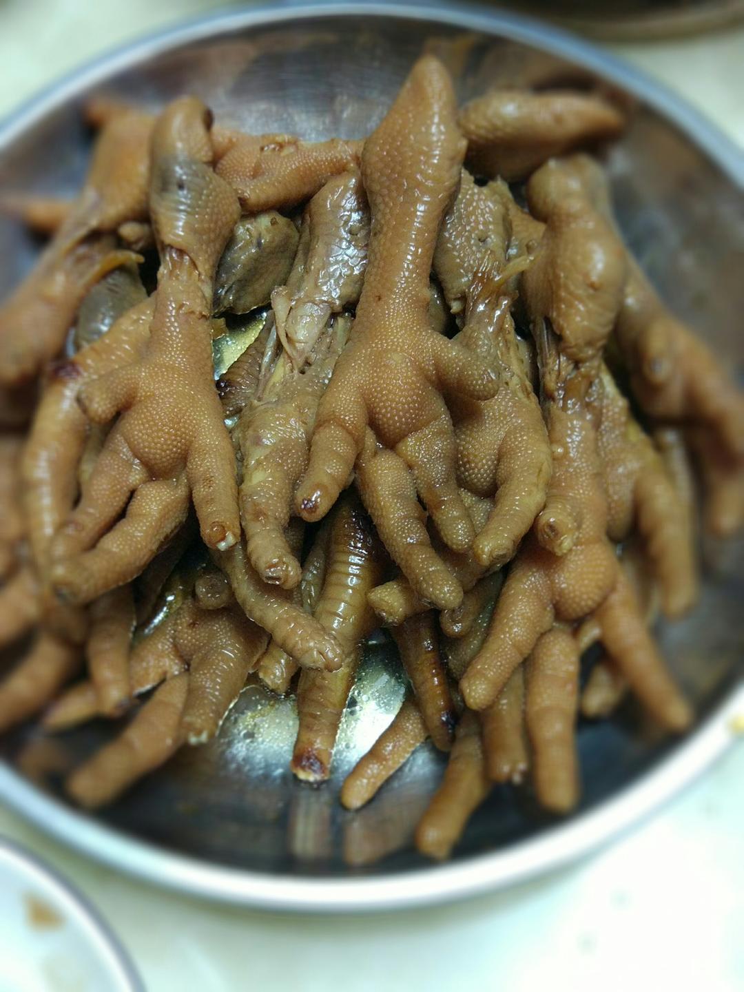 卤鸡脚