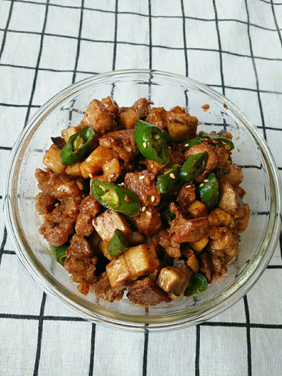 黑椒杏鲍菇牛肉粒