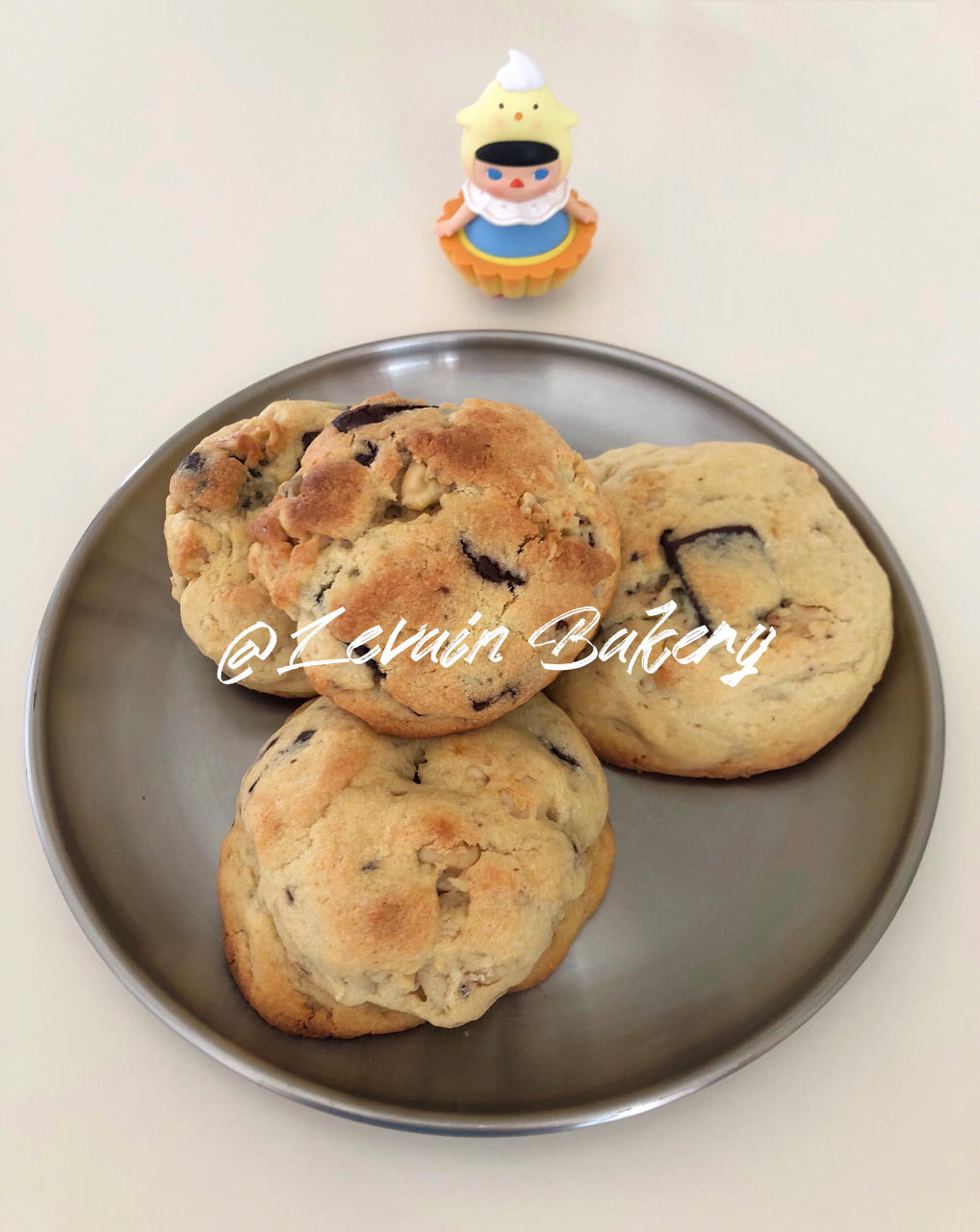 纽约客疯狂追捧的Levain Bakery经典核桃巧克力曲奇
