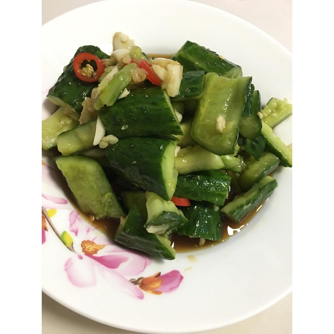 酸辣拍黄瓜